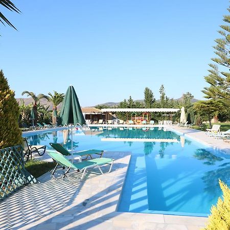 Eleftheria Hotel Kissamos Exterior photo